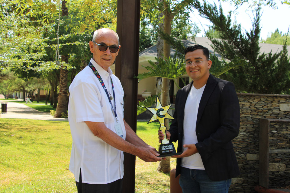 Premio Ing. Javier Tovar